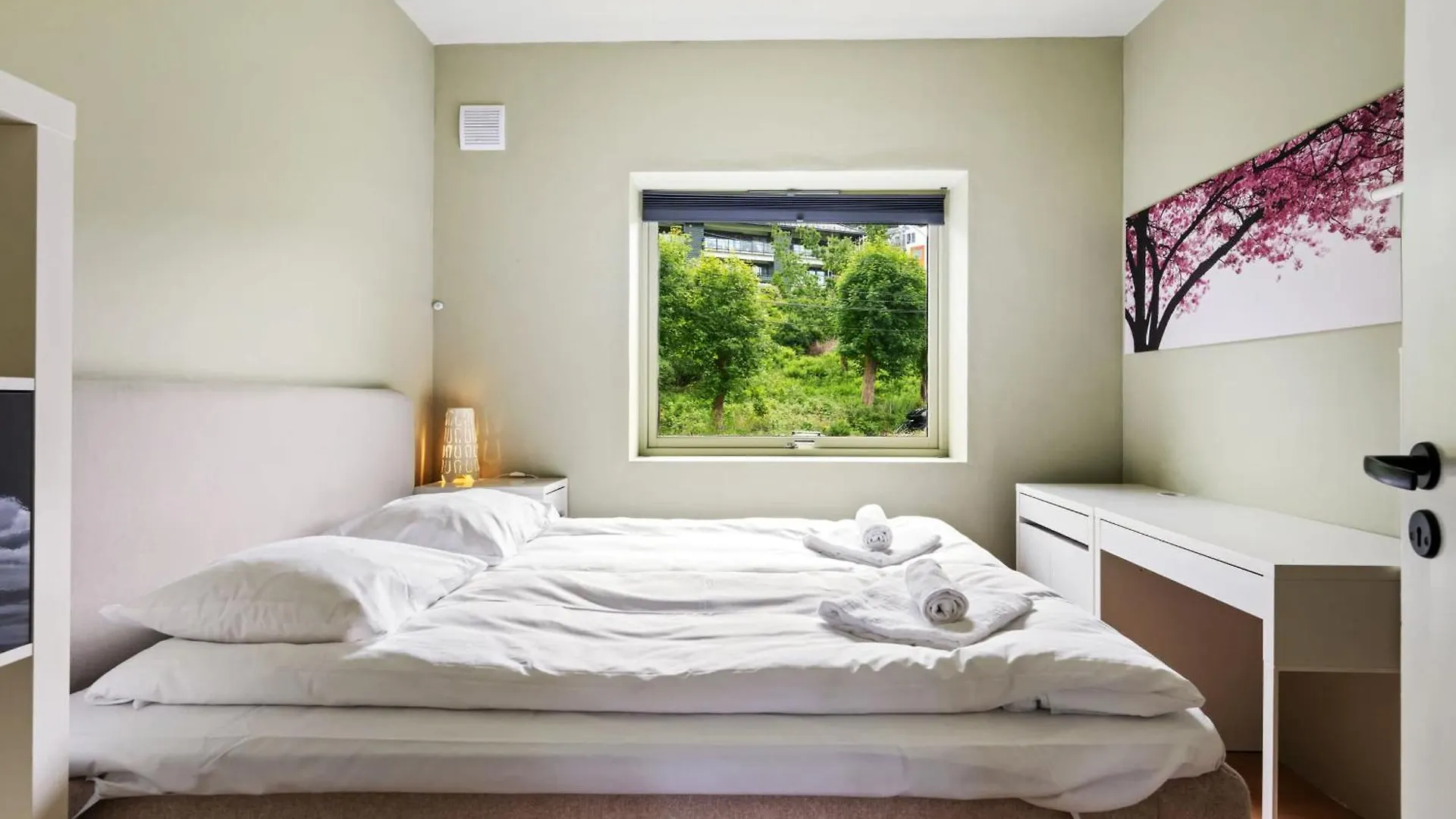 Roomsly Apartments - Free Parking In Peaceful Area Bergen Noorwegen